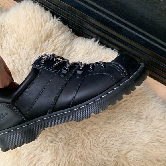 Black Men’s Dr. Martens - Picture 10 of 10